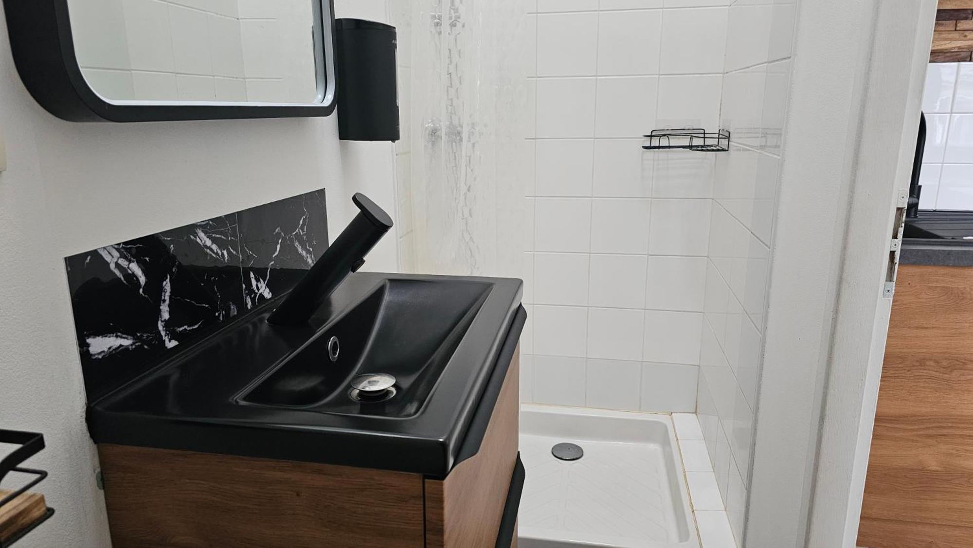 Bed To Rent - Maison Calme Avec Jacuzzi Sous Supplement Bordeaux Zewnętrze zdjęcie