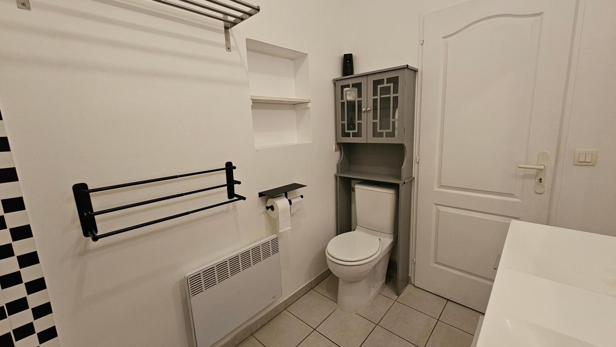 Bed To Rent - Maison Calme Avec Jacuzzi Sous Supplement Bordeaux Zewnętrze zdjęcie
