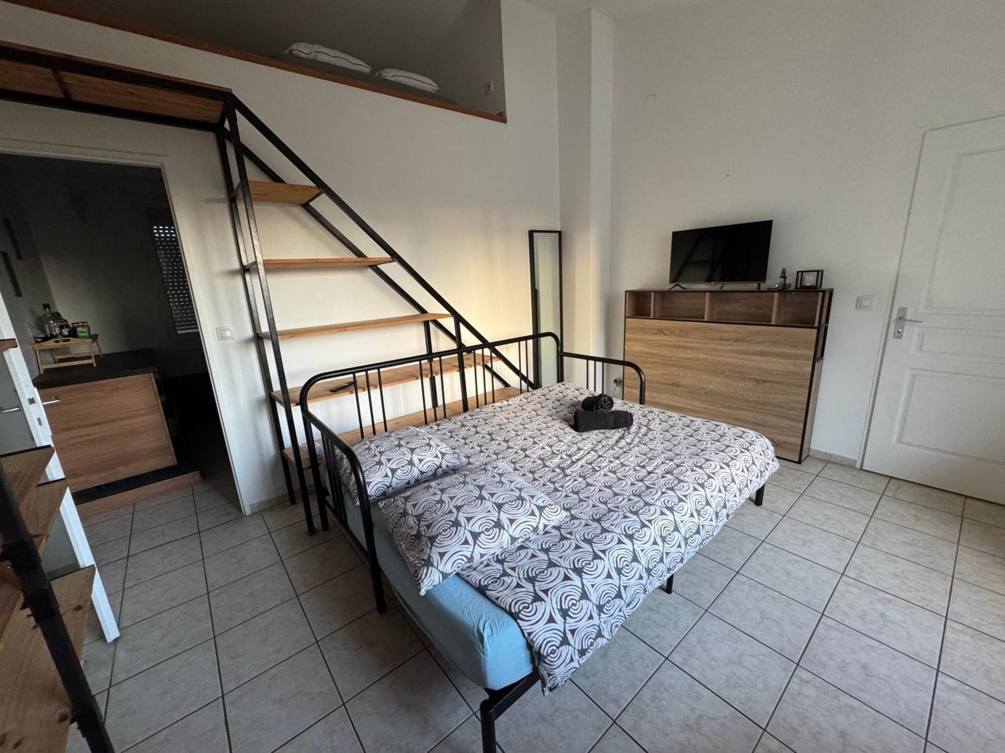 Bed To Rent - Maison Calme Avec Jacuzzi Sous Supplement Bordeaux Zewnętrze zdjęcie